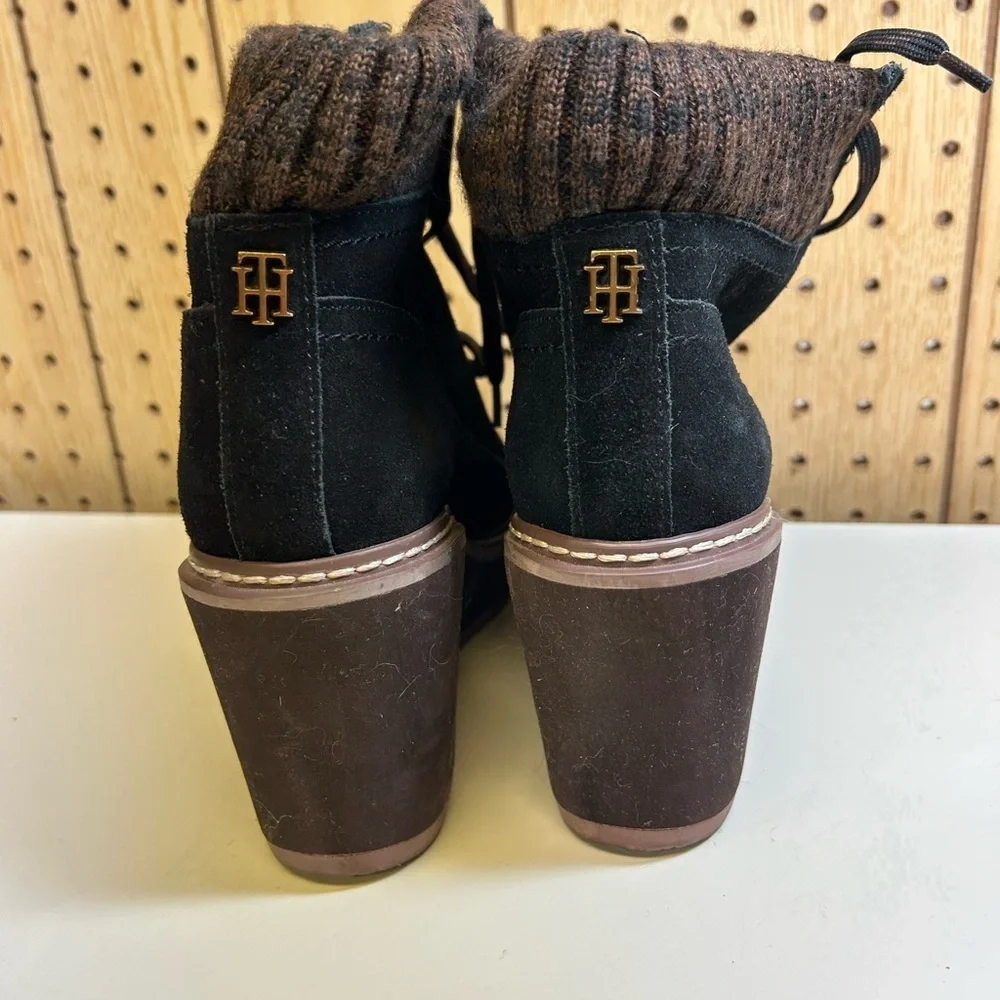 Tommy Hilfiger Black and Brown Lace Up Wedge Boots - Picture 5 of 9